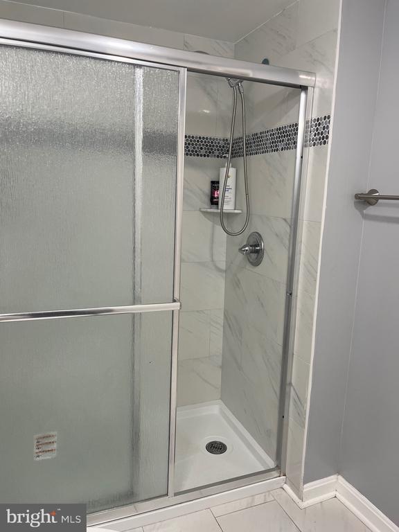 Foto del edificio - 1422 E St