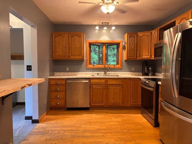 Foto del edificio - Peaceful Retreat 10 Acres - 20 min to Mqt