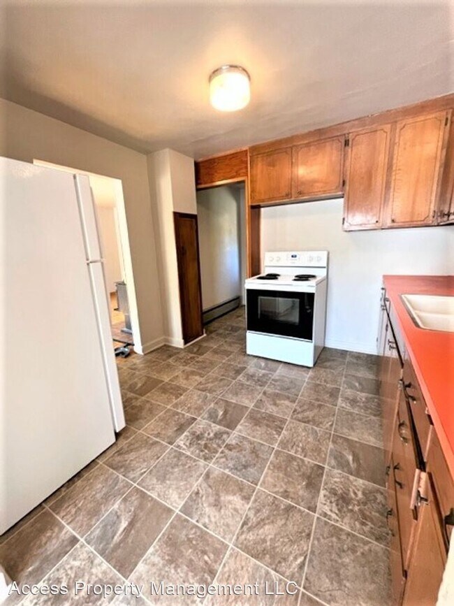 Building Photo - 2 br, 1 bath House - 1117 N College St