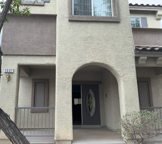Building Photo - 1337 Cedar Berry Ct