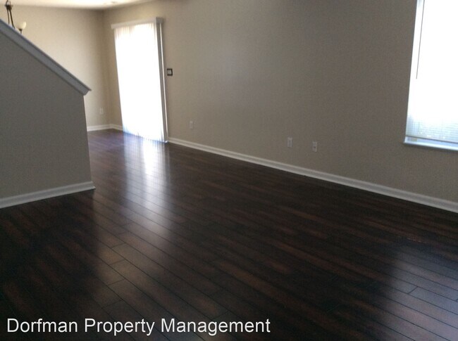 Building Photo - 3 br, 2.5 bath House - 652 Cembra Dr