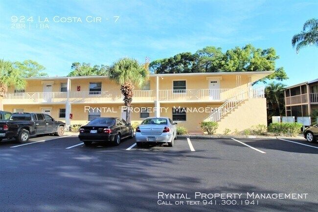 Building Photo - 924 La Costa Cir