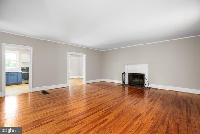 Building Photo - 6122 Leedstown Rd