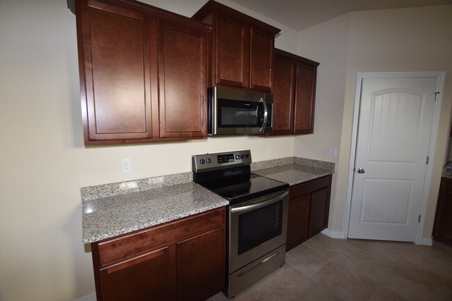 Foto del edificio - 16073 Pebble Blf Lp