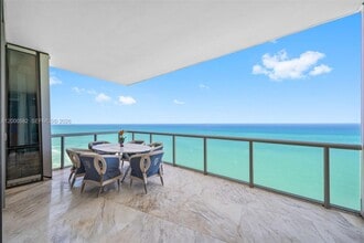 Building Photo - 17121 Collins Ave