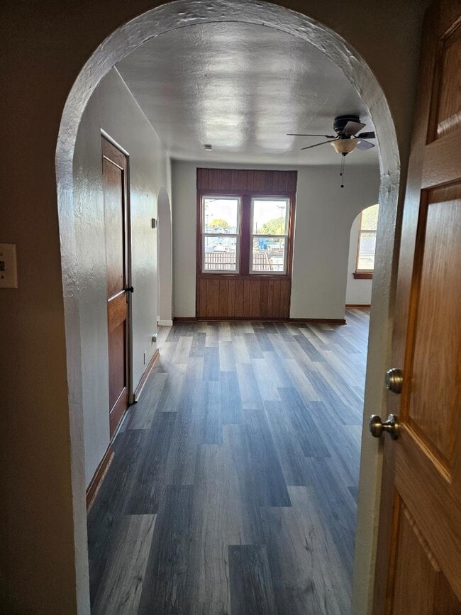 Foto del edificio - 1525 University Ave