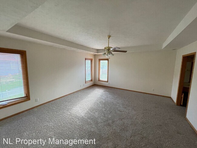 Foto del edificio - 4 br, 4 bath House - 2126 Ashwood Avenue