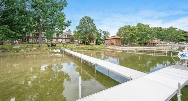 Building Photo - 5375 Cooley Lake Rd