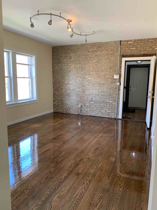 Building Photo - 7219 S Langley Ave