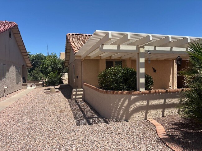 Building Photo - Lovely Long Term Unfurnished Home in 45+ Active Adult Resort Community of Leisure World