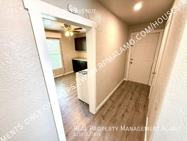 Building Photo - 214 S San Dario Ave