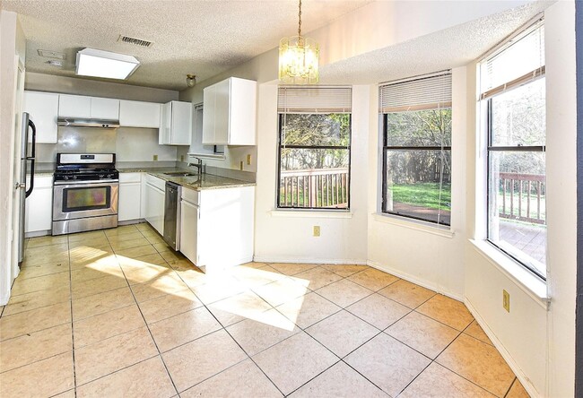 Building Photo - 2108 Waterway Bend