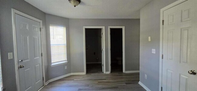 Foto del edificio - 3644 Caseys Cove