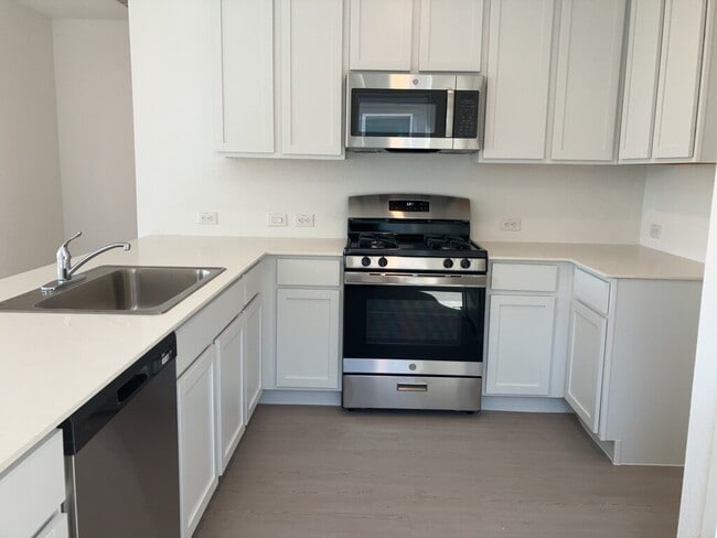 Building Photo - Brand-New One-Story Stunner in Parkside – ...
