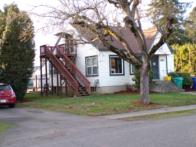 Building Photo - 401 SE 94th Ave