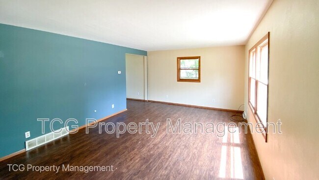 Foto del edificio - 666 Illinois Ave