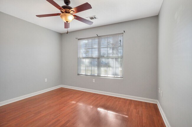 Foto del edificio - 712 S 6th St