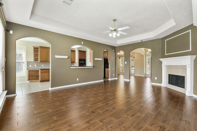 Foto del edificio - 6642 Redberry Glen Ln