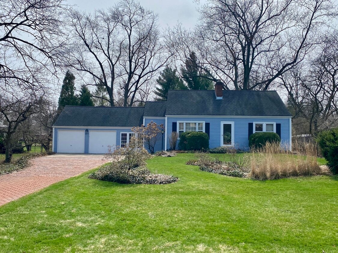 Primary Photo - 28W515 Townline Rd