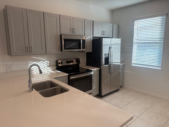 Foto del edificio - 2025 Viewfinder St