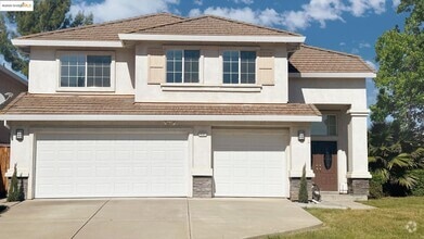 Building Photo - 4537 Pronghorn Way