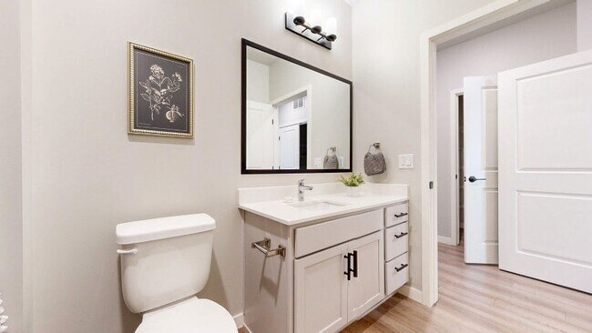 Foto del edificio - Lochner Apartments