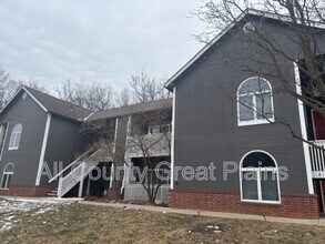 Building Photo - 5206 Foster St
