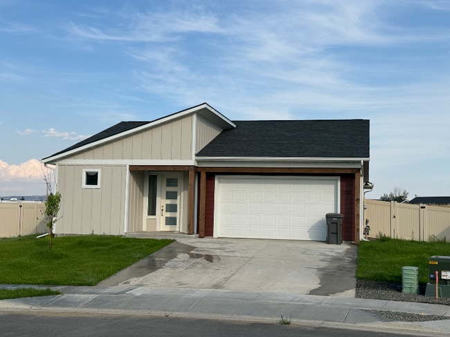 Building Photo - 226 Kinross Ct