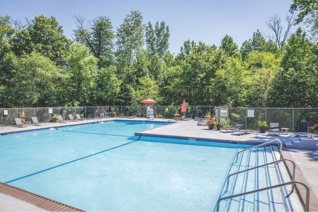 Building Photo - Rachel Gardens