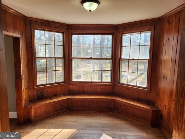 Foto del edificio - 111 Charlton St NW