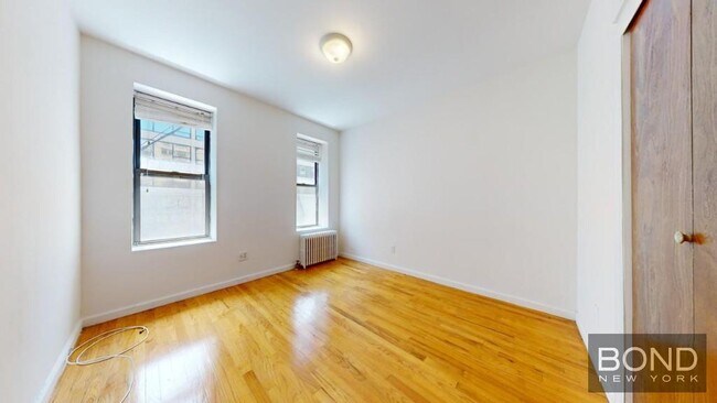 Foto del edificio - 411 E 70th St