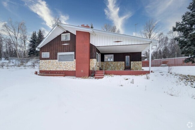 Building Photo - 3201 Rabbit Creek Rd