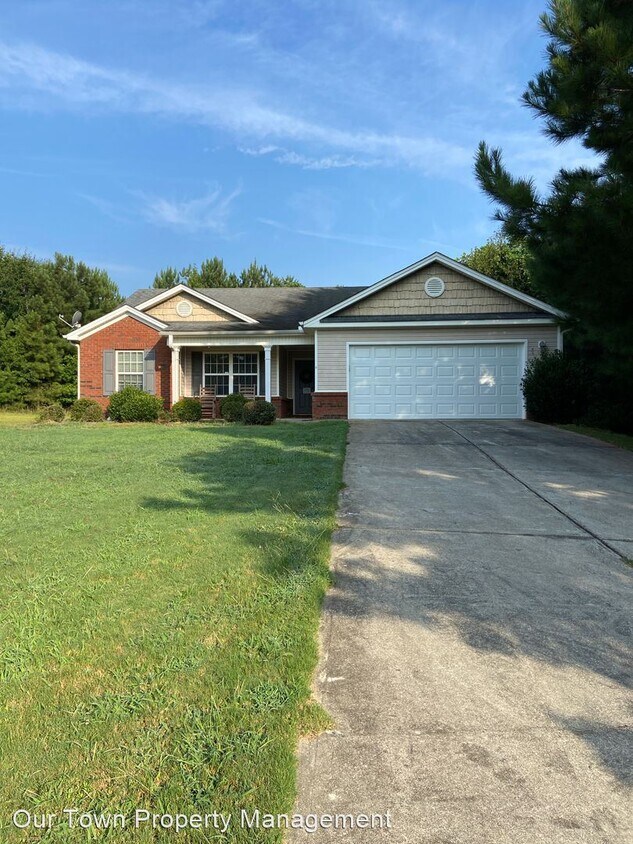 Primary Photo - 3 br, 2 bath House - 131 Port Ln