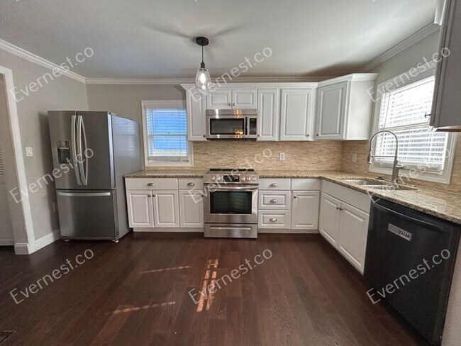 Building Photo - Lovely 3-Bedroom Home – A Perfect Blend of...