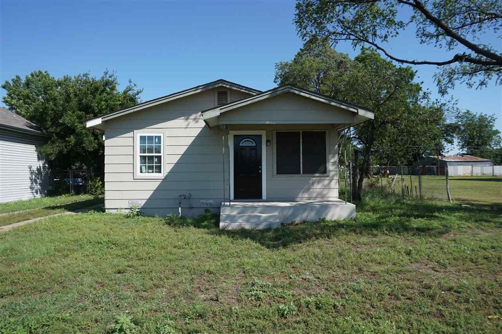 1310 Kell E Blvd, Wichita Falls, TX 76301 House Rental in Wichita