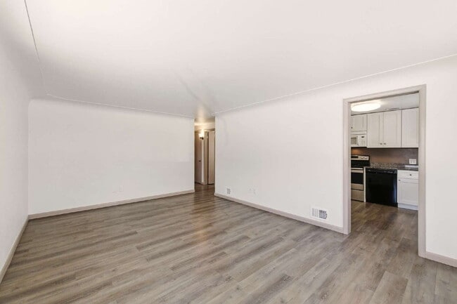 Photo - Remodeled 2 Bed 1 Bath in Park Hill! Apartment