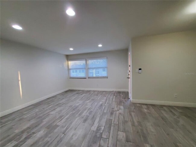 Building Photo - 3107 W Horatio St