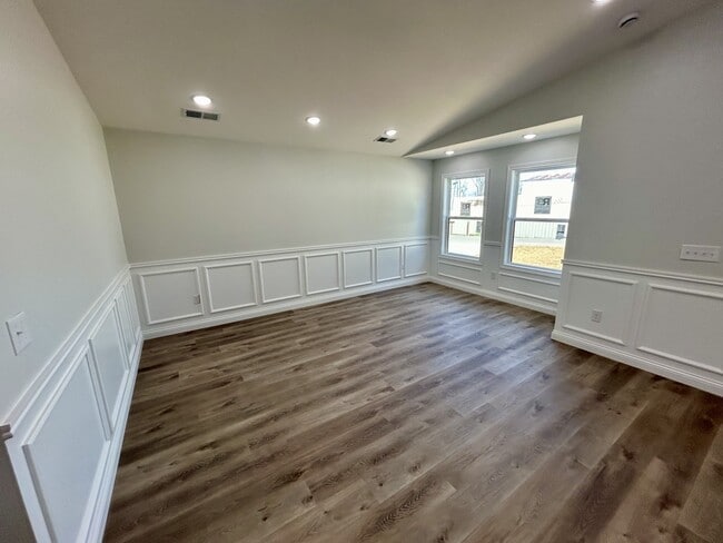 Building Photo - 79 Bluegrass Rd