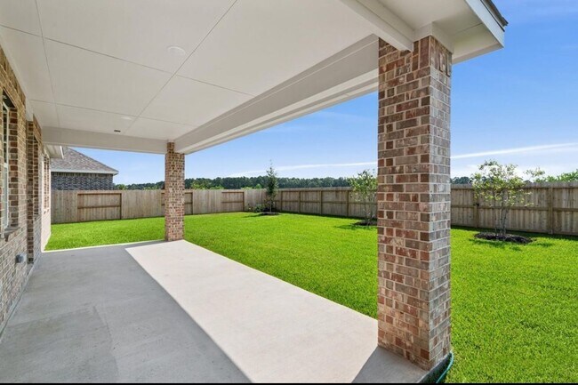 Building Photo - 12106 Old Fashion Cir