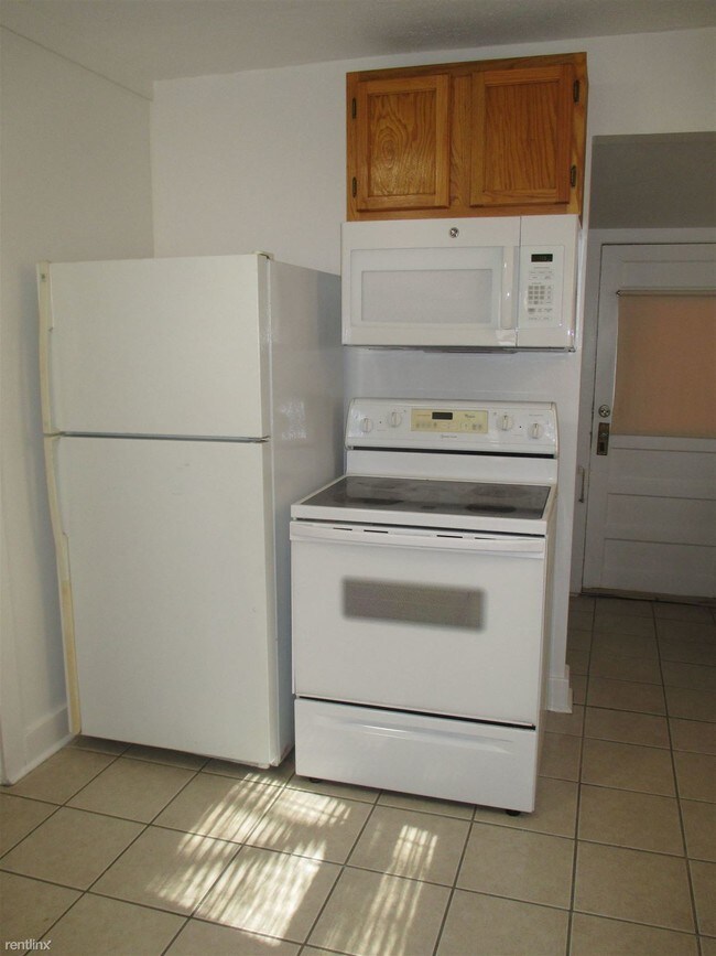 Foto del edificio - 2 br, 1 bath House - 1022 S Greenwood Ave