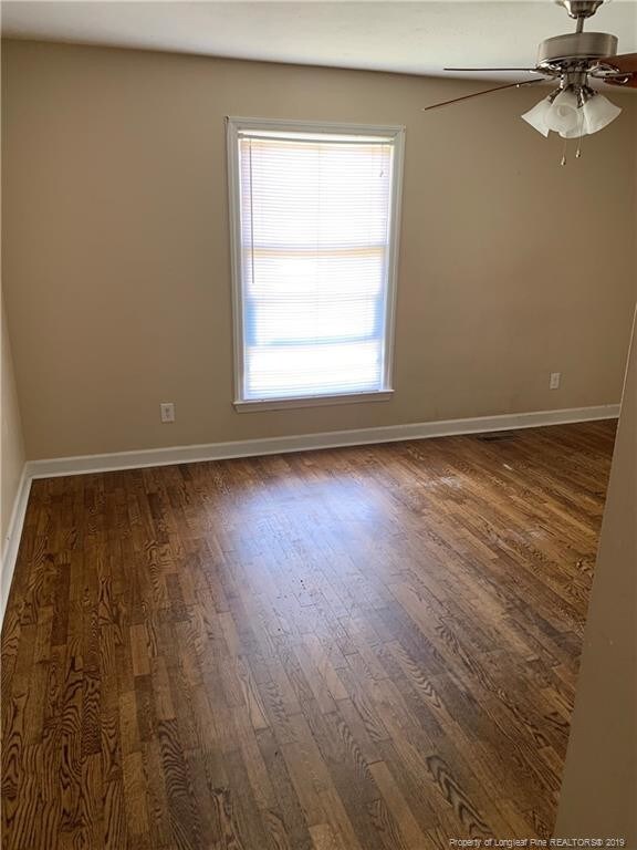 Building Photo - 2040 Mango Cir