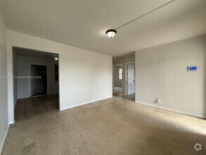 Building Photo - 900 SW 5th St