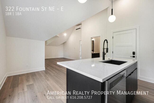 Foto del edificio - 322 Fountain St NE