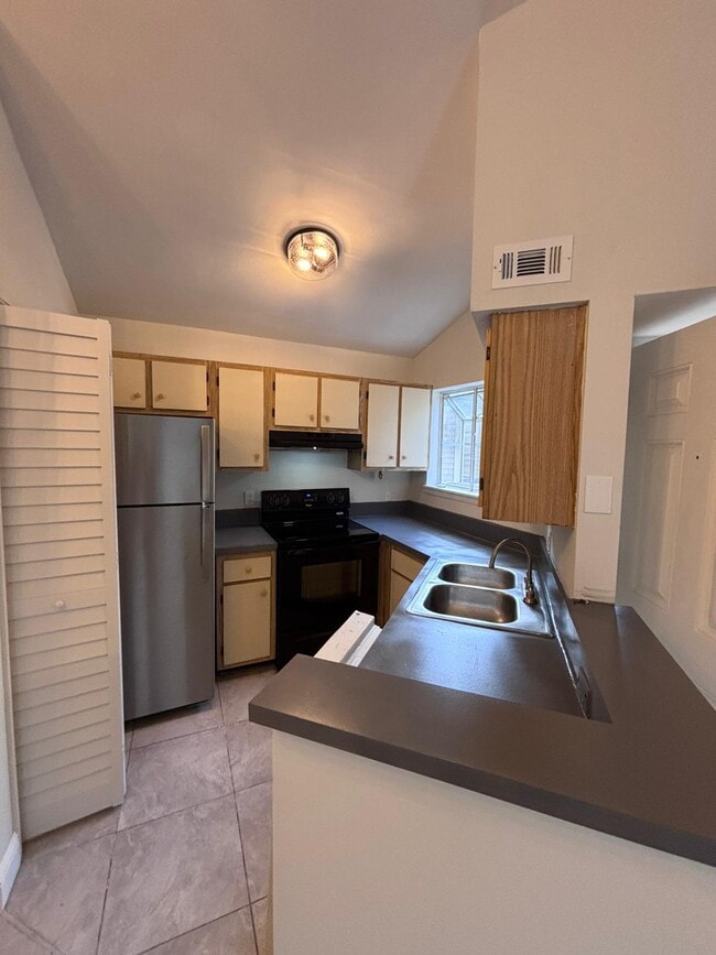 Photo - 1964 Lake Atriums Cir Townhome