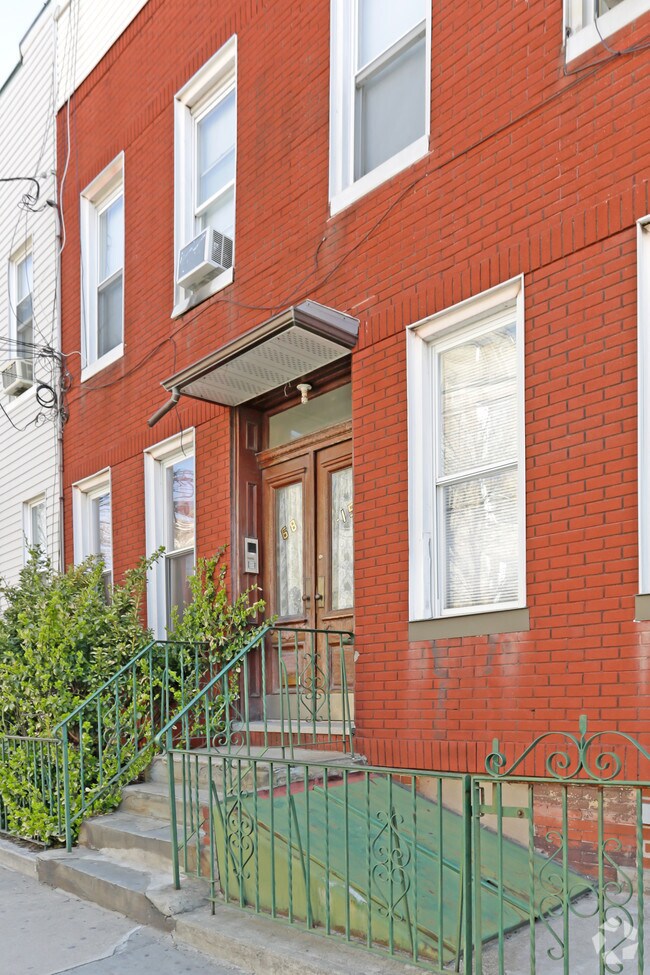 Building Photo - 6815 Forest Ave