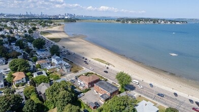 Building Photo - 623 Quincy Shore Dr