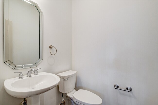 Foto del edificio - 1515 Hyde Park Blvd