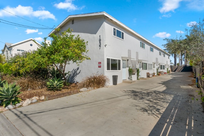 Photo - 1937 22nd St Apartment