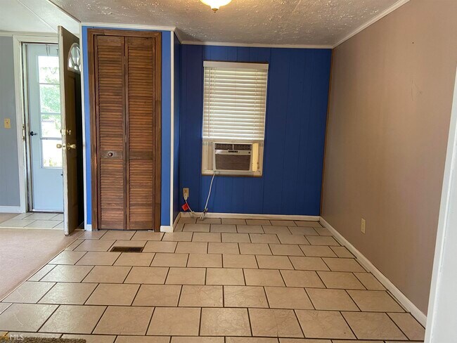 Foto del edificio - 3193 Sycamore Rd