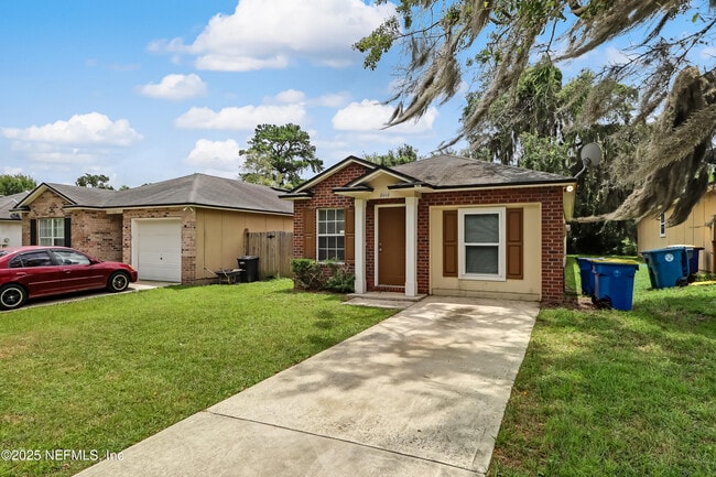 Building Photo - 8448 Kona Ave